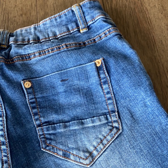 Ankle/Cropped Jeans - Picture 4 of 4